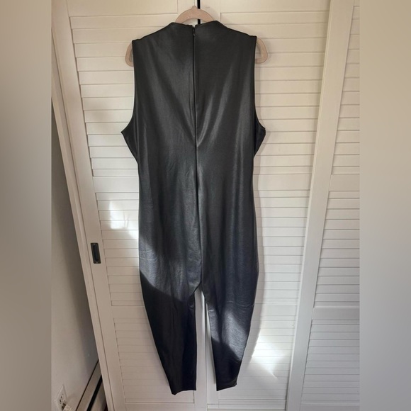 SKIMS Faux Leather Sleeveless Catsuit - Picture 3 of 6